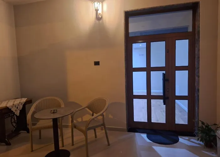 Babe 招待所 Vlorë